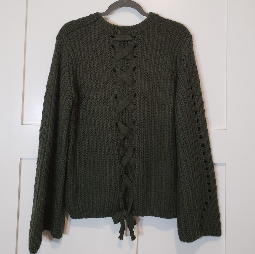 ARIANNA By Howard's Chunky Knit Olive Green Sweater Criss Cross Back Siz…